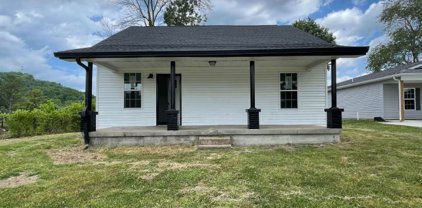 111 Bright Ave, Carthage