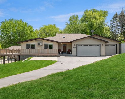 1320 Towerview Road, Eagan