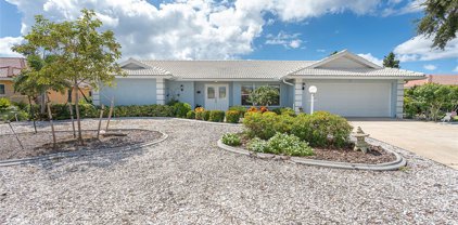 7 Dover Drive, Englewood
