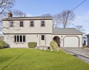 37 Governor Long Rd, Hingham image