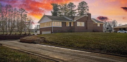 6787 Auction Road, Archdale