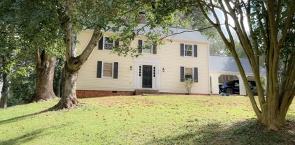 2220 Colonial Circle, Gainesville