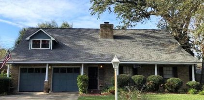 126 Mesquite Street, Lake Jackson