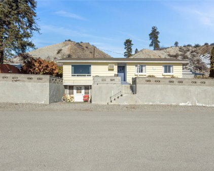 411 E Highland Avenue, Chelan