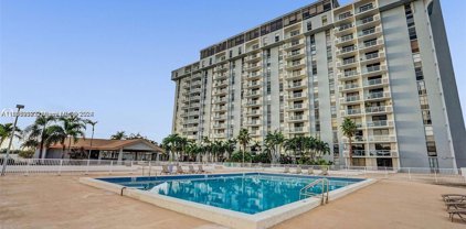 13499 Biscayne Blvd Unit #PH1711, North Miami