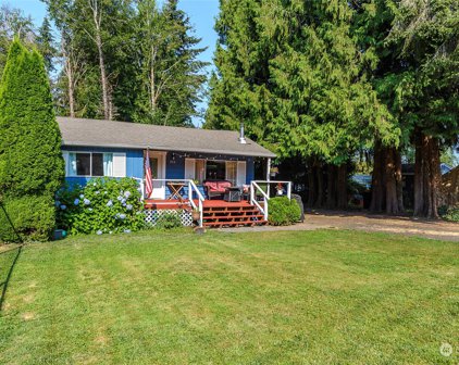 351 E Mason Lake Drive E, Grapeview