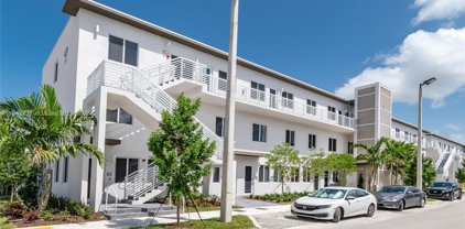 6450 Nw 102 Path Unit #303, Doral