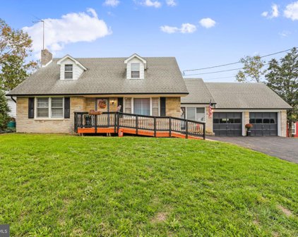 591 Bedington Rd, Martinsburg