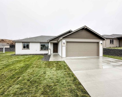 6092 W 30th Pl, Kennewick