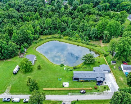 8052 Whispering Pines Drive, Morgantown