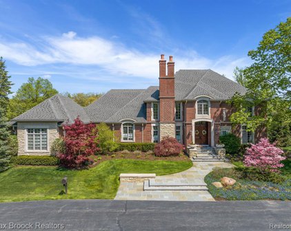 3645 LAHSER, Bloomfield Hills