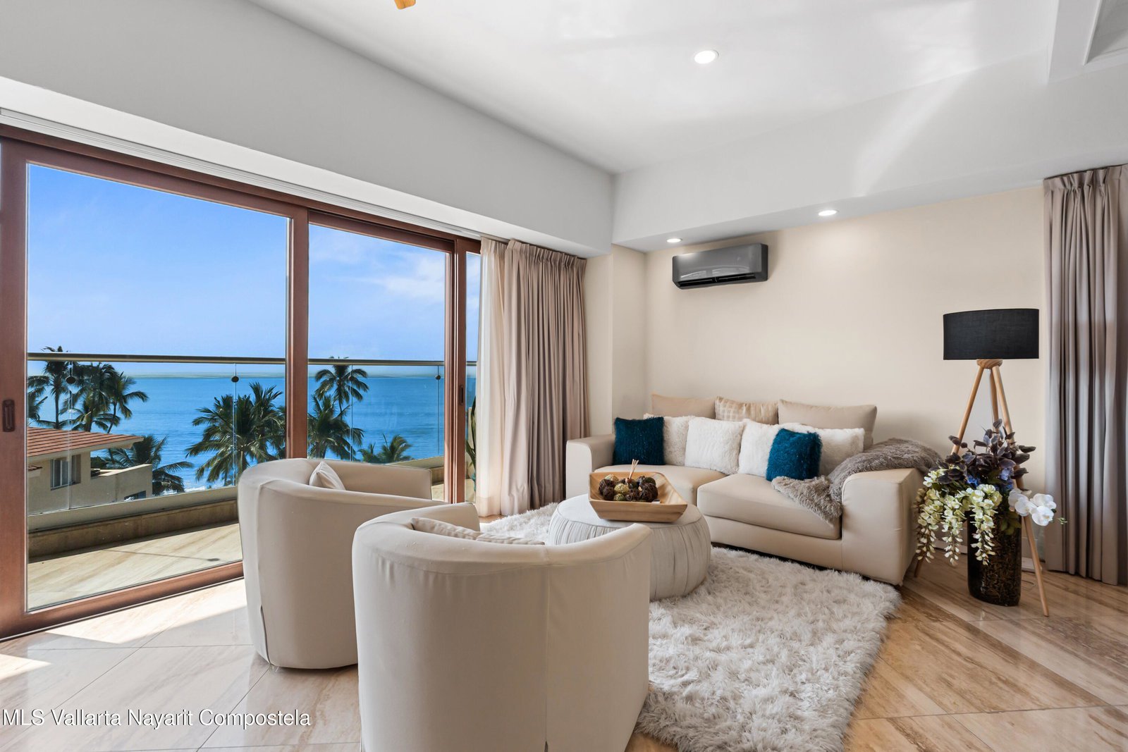 1 LAZARO CARDENAS Unit PH2, Riviera Nayarit, NAYARIT N/A — Zona Dorada
