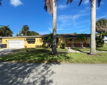 1409 Oakwood Dr, Miami Springs