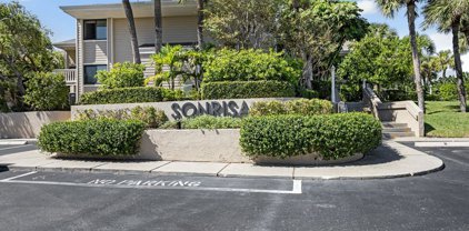 2000 Gulf Boulevard Unit 11, Belleair Beach