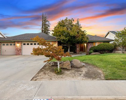 3938 W Hemlock Avenue, Visalia