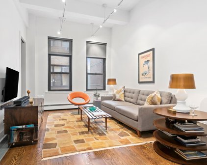 529 W 42nd  Street Unit 5B, New York