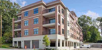 1740 E South Bend Avenue Unit 402, South Bend