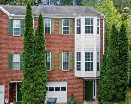 2436 Valley Cove Drive, Duluth