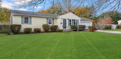 22 Cynthia Drive, North Kingstown
