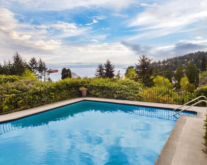 1408 31st Street, West Vancouver