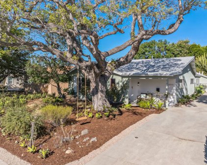 6211 W 78th St, Los Angeles