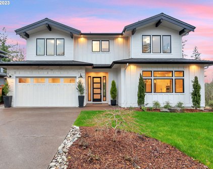 4956 Park Bluff PL, Lake Oswego