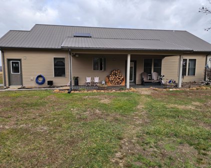 3105  Pine Grove Road, Crab Orchard