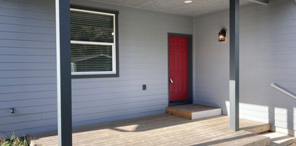 151 S HARBOR ST, Rockaway Beach