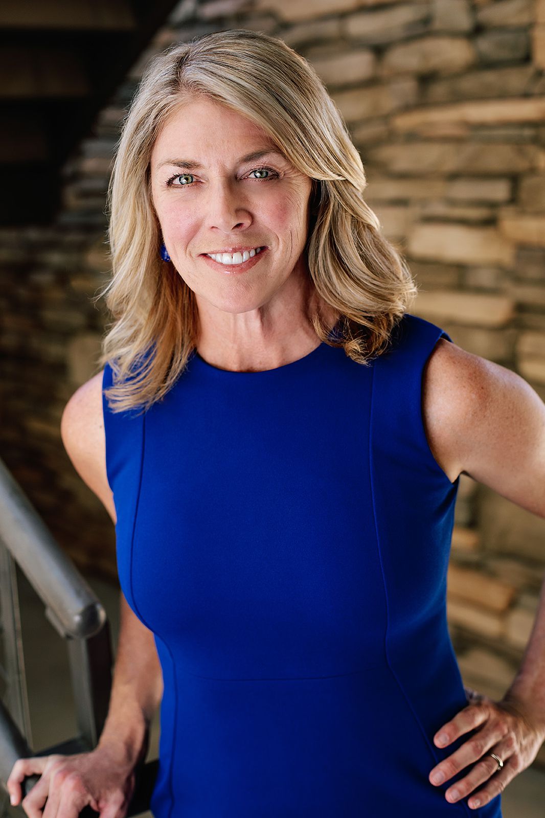 Local Phoenix Realtors R&middot;House Realty