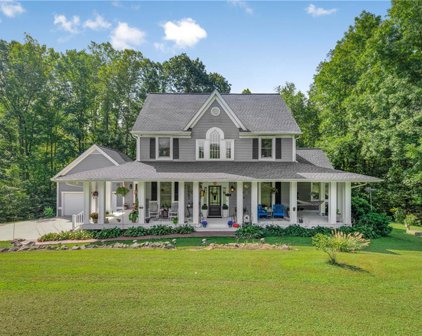 448 Nc Highway 62, Greensboro