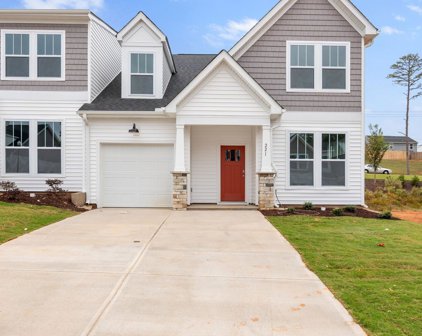 221 Woodhouse Way, Greenville