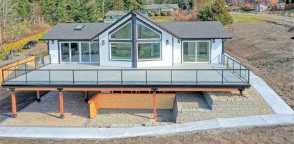 655 Pathfinder Lane, Camano Island