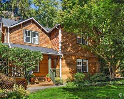 8193 NE Mabrey Lane, Bainbridge Island