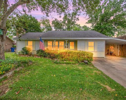 102 Lee Street, West Columbia