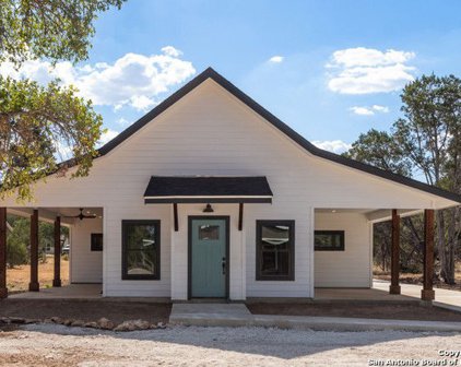 35 Summertime Cir, Wimberley