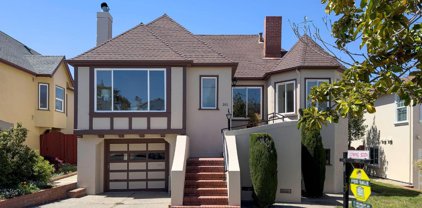 266 La Cruz AVE, Millbrae