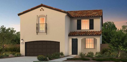 2215 Melogold Way, Corona