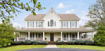 1217 Sugartree Rd, Crestwood