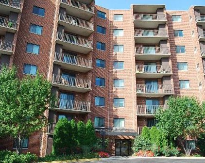 1 Bloomingdale Place Unit #400, Bloomingdale