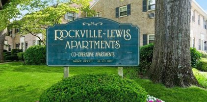 8 N Lewis Place Unit #A, Rockville Centre
