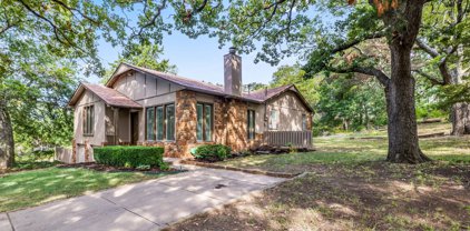 8002 S 33rd West Avenue, Tulsa