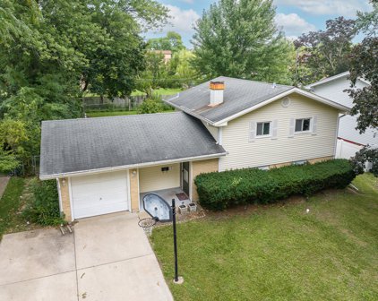 660 Alcoa Lane, Hoffman Estates
