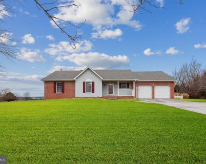 3490 Woodholme Dr, Hampstead