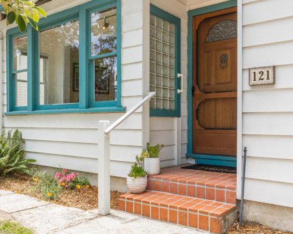 121 Magnolia ST, Santa Cruz