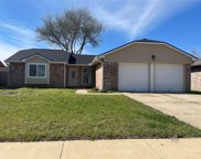 2002 Highcrest Dr, Missouri City image