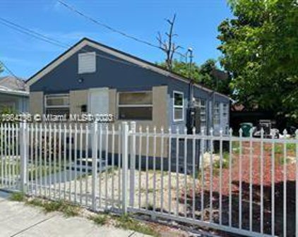 1742 Nw 67th St, Miami
