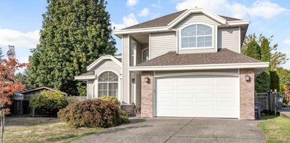 16435 Glenside Court, Surrey