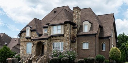 1208 Lookout  Circle, Waxhaw