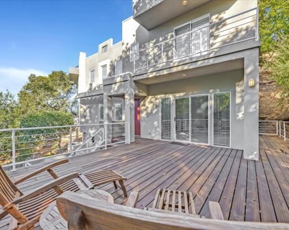 545 Live Oak LN, Redwood City