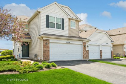 1108 Hawk Hollow Drive Unit #1108, Yorkville